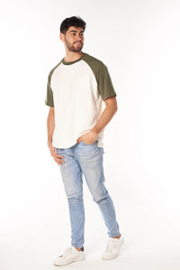 Camiseta Oversize Beige Verde Oliva