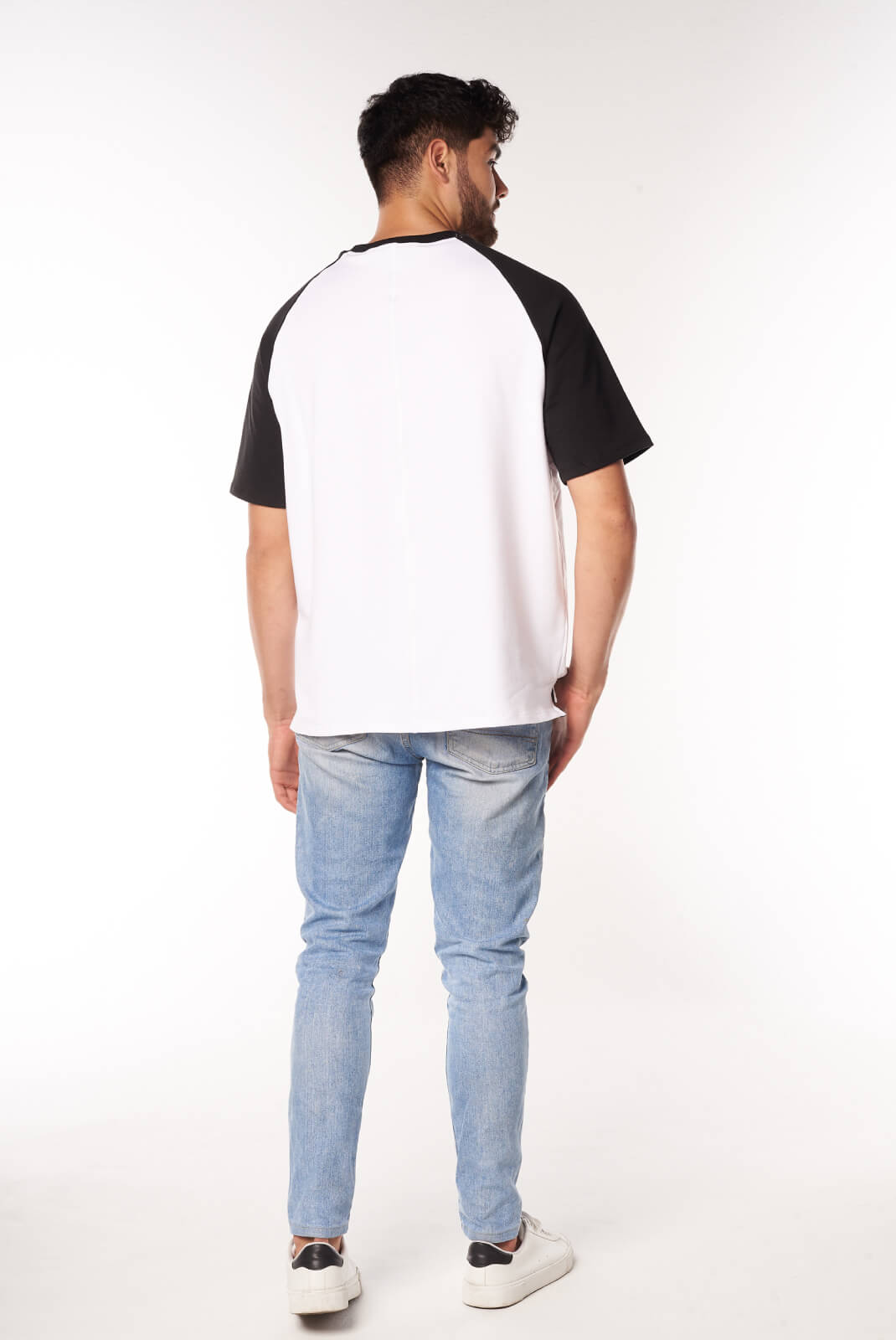 Camiseta Oversize Blanca Negra