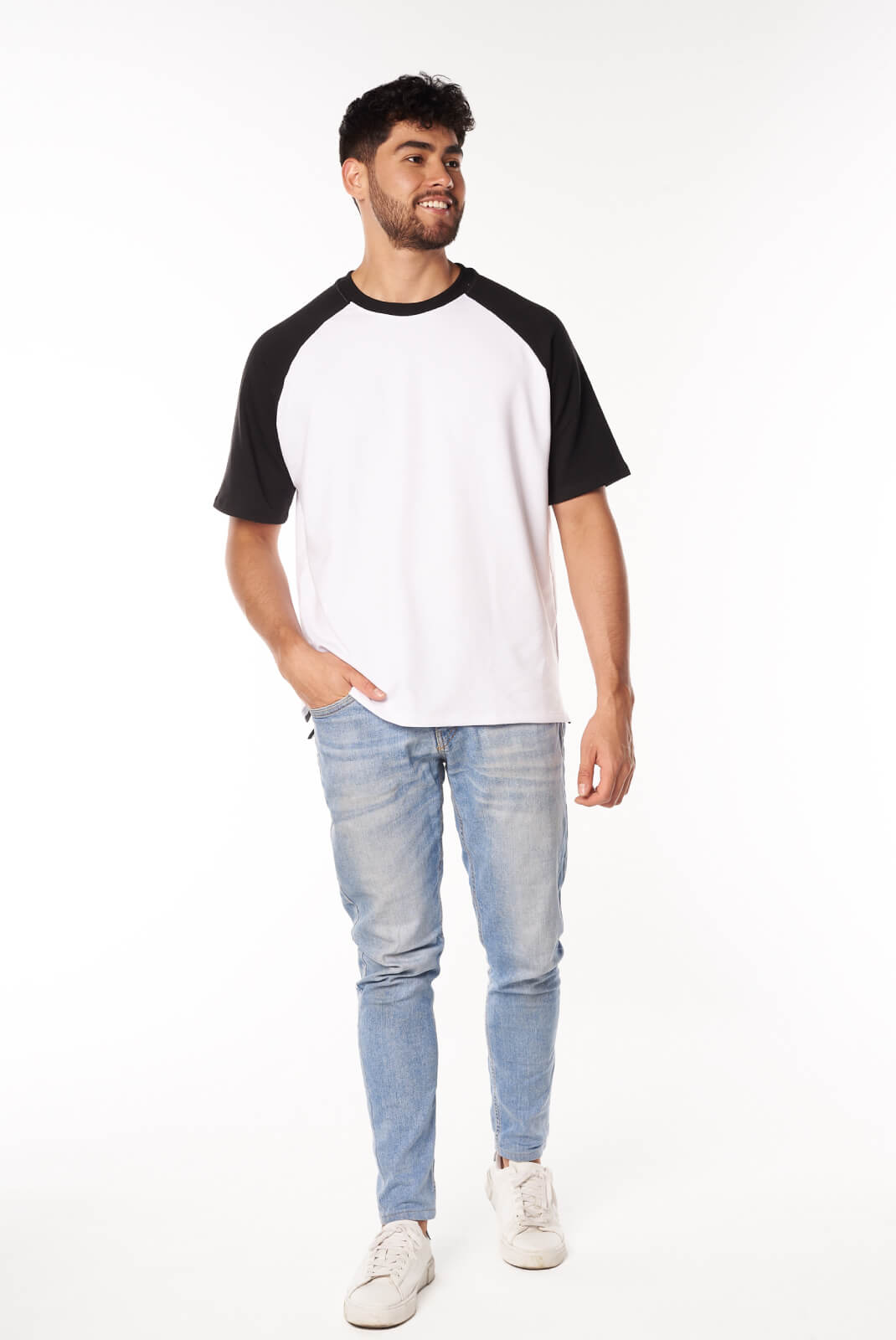 Camiseta Oversize Blanca Negra