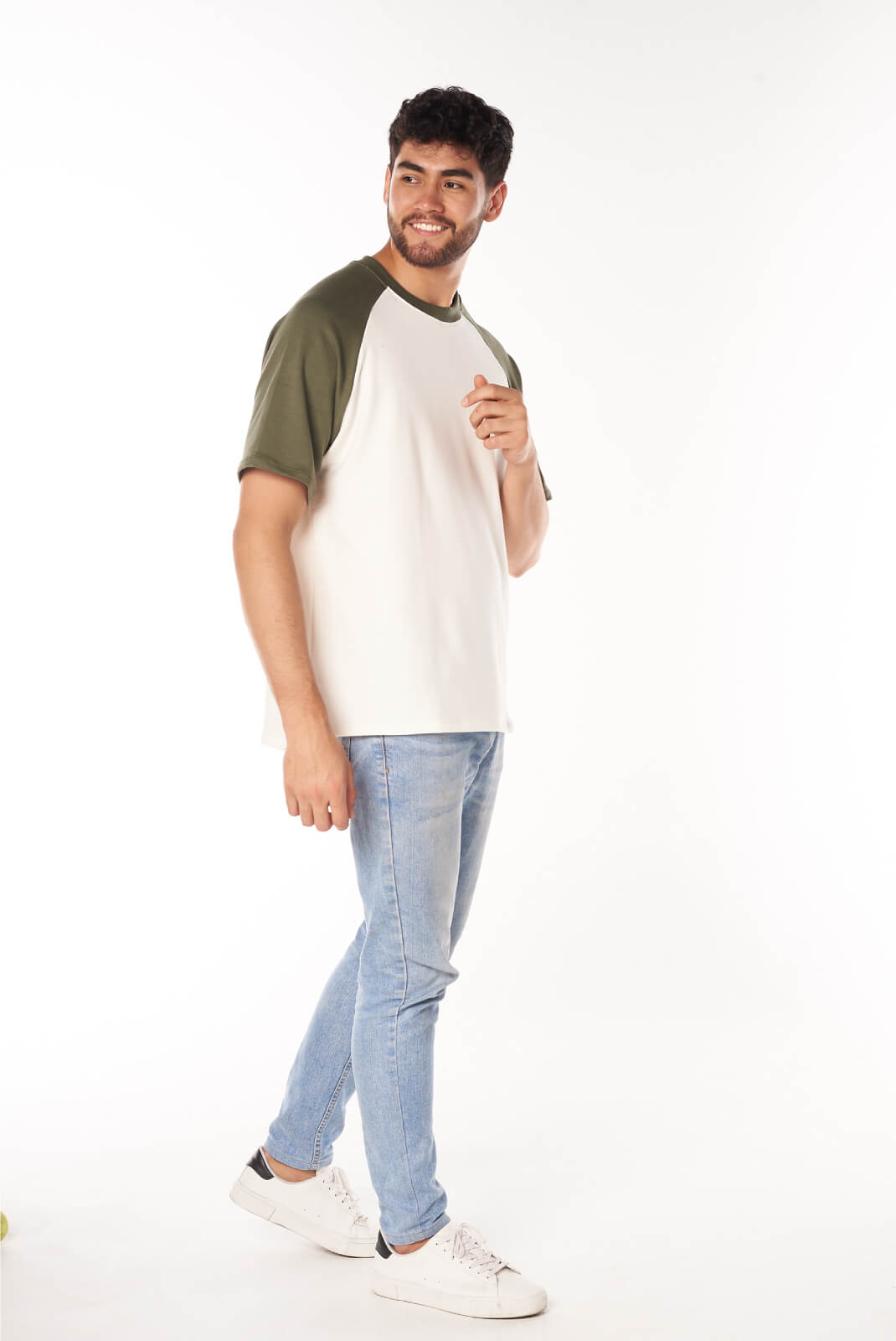 Camiseta Oversize Beige Verde Oliva